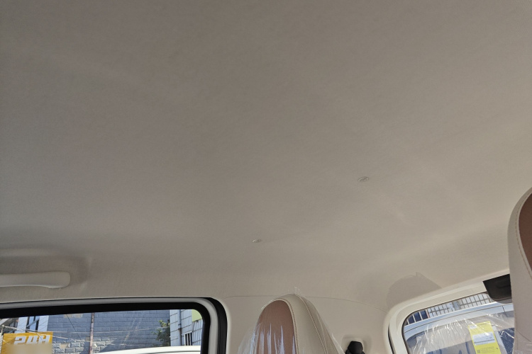 奔腾小马 2026款 222km 炫彩马中控内饰22