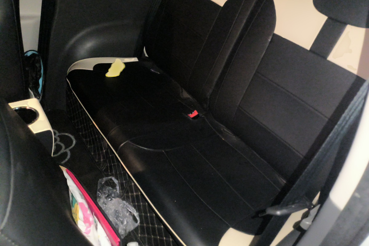 长安启源 长安Lumin 2022款 155km 清甜款中控内饰21