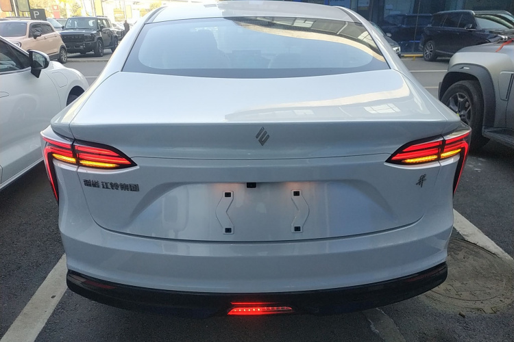 江铃集团新能源 羿 2022款 改款 标准续航行业定制版车身外观6004