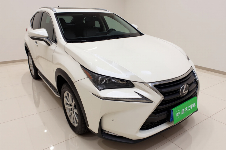 雷克萨斯NX 2015款 300h 前驱 锋尚版车身外观3