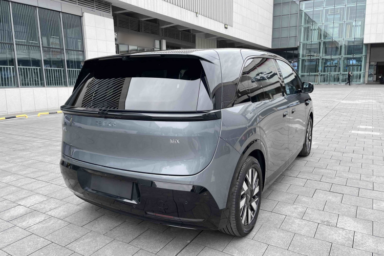 极氪MIX 2025款 长续航智驾版车身外观6007
