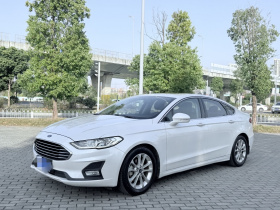 福特 蒙迪欧 2020款 EcoBoost 180 时尚型