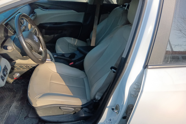 别克 英朗 2019款 15T 双离合互联精英型 国VI局部细节19