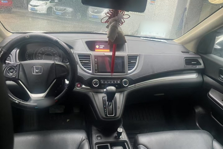 本田CR-V 2015款 2.0L 两驱风尚版中控内饰7001