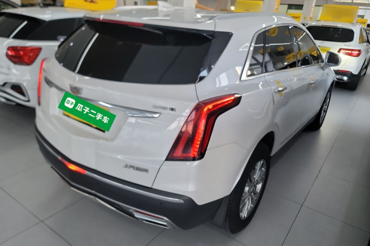 凯迪拉克XT5 2021款 28T 豪华型车身外观7