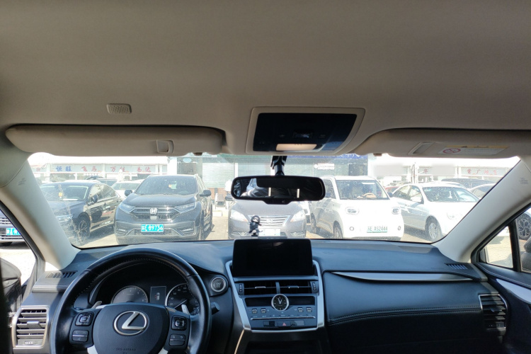 雷克萨斯NX 2020款 200 前驱 锋行版 国V中控内饰22