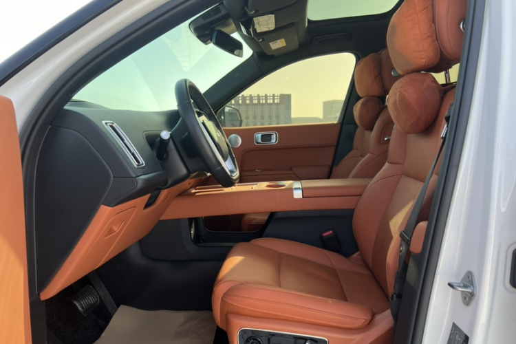 理想汽车 理想L7 2024款 MAX中控内饰7003