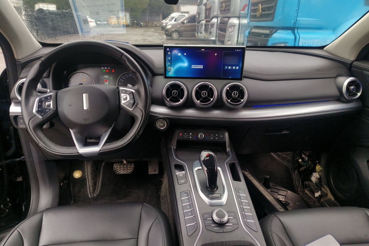 魏牌 VV5 2020款 1.5T 两驱颜先锋中控内饰7002