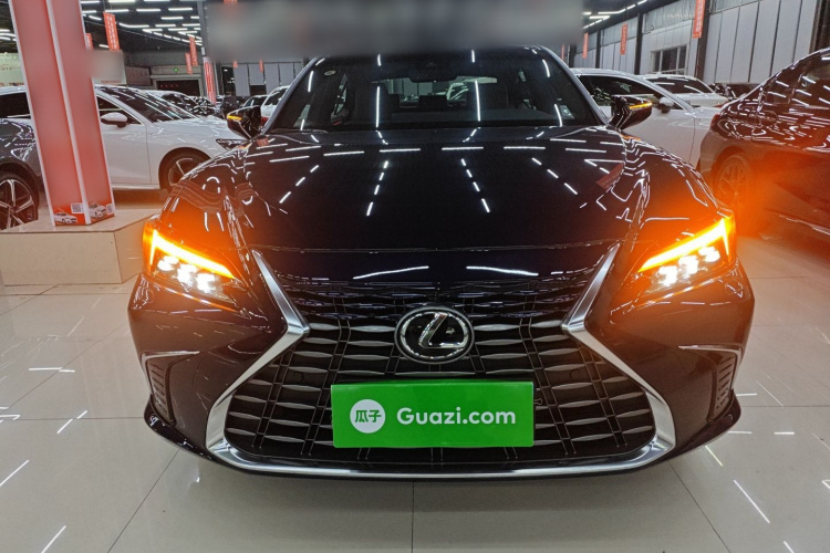 雷克萨斯ES 2025款 200 臻享版车身外观6001