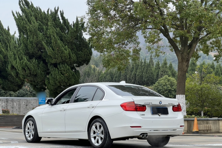 宝马3系 2015款 328Li xDrive时尚型车身外观6005