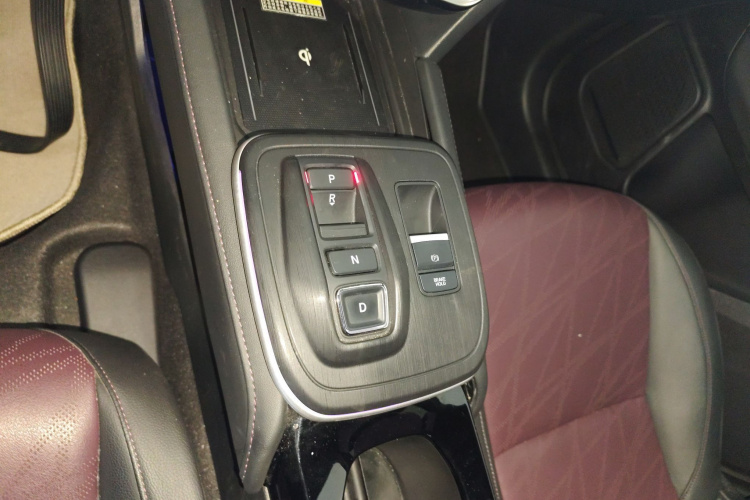 思铭 东风本田M-NV 2023款 尚逸版局部细节18