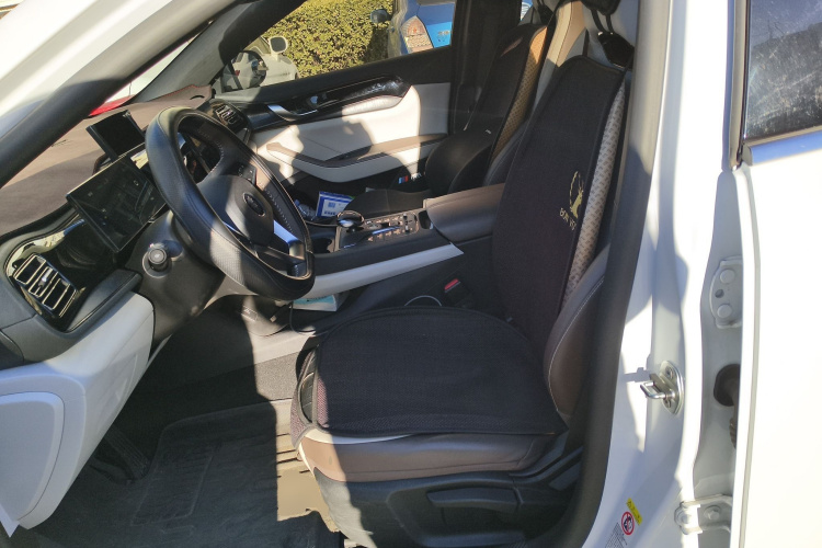 比亚迪 秦PLUS 2024款 荣耀版 DM-i 55KM领先型中控内饰19