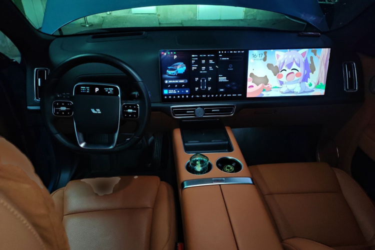 理想汽车 理想L9 2022款 Max中控内饰12