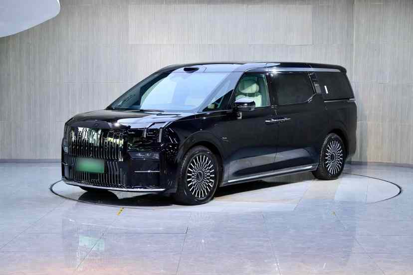 极氪009 2024款 七座过道版四驱 108kWh(1)