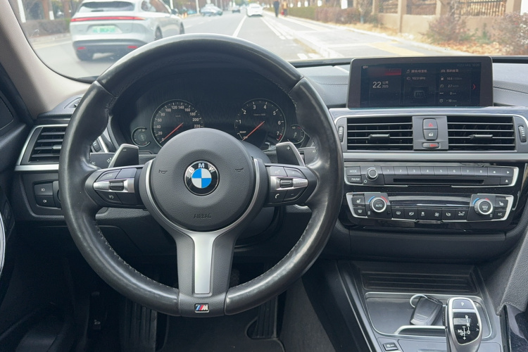 宝马3系 2018款 320Li 领先型M运动套装局部细节13