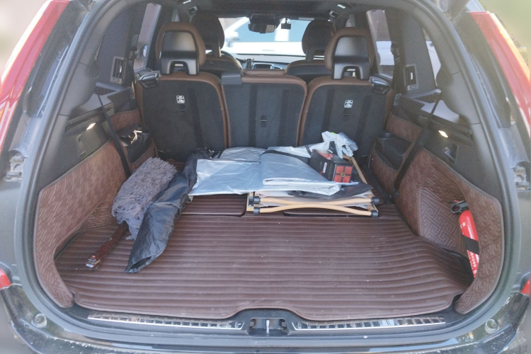 沃尔沃XC90 2022款 B6 智逸豪华版 7座中控内饰23