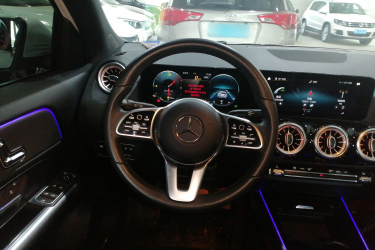 奔驰GLA 2023款 改款 GLA 200局部细节13