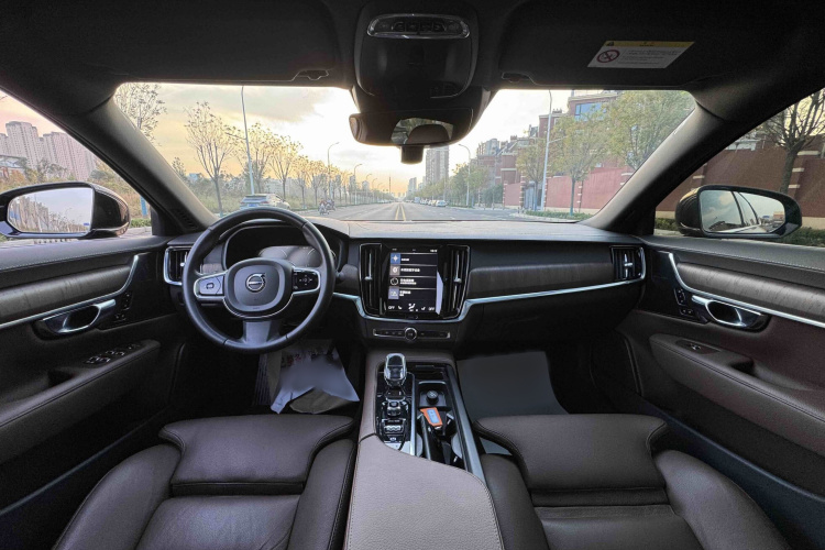 沃尔沃S90 2021款 B5 智远豪华版中控内饰7002