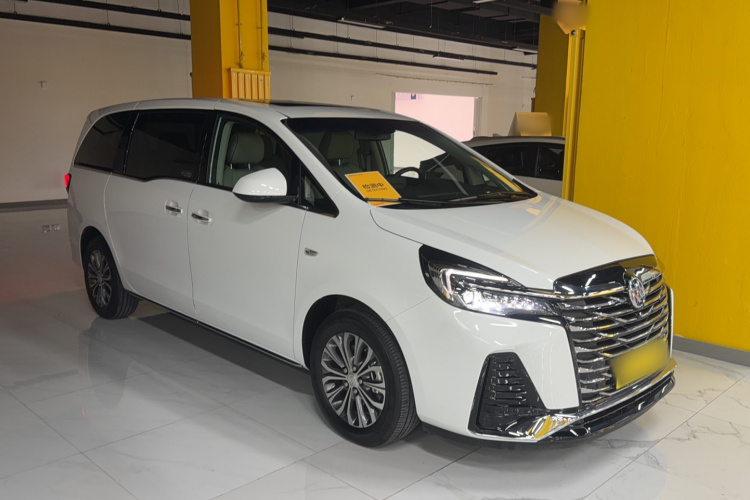 别克GL8 2023款 陆上公务舱 652T 豪华型车身外观6002