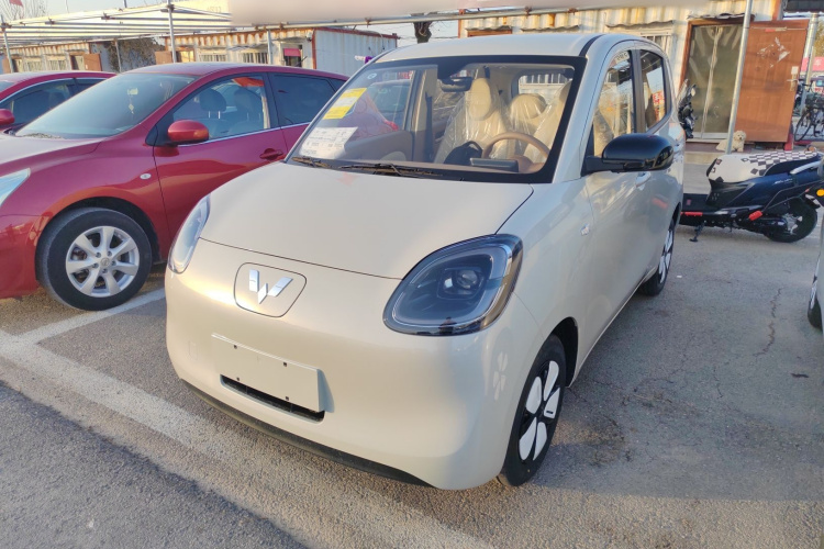 五菱汽车 宏光MINIEV 2025款 四门版 进阶款车身外观1