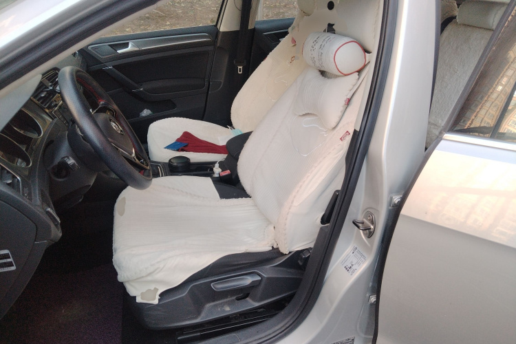 大众 高尔夫 2014款 1.6L 自动舒适型中控内饰19