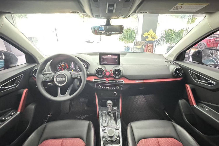 奥迪Q2L 2018款 35 TFSI 时尚动感型 国VI中控内饰7001