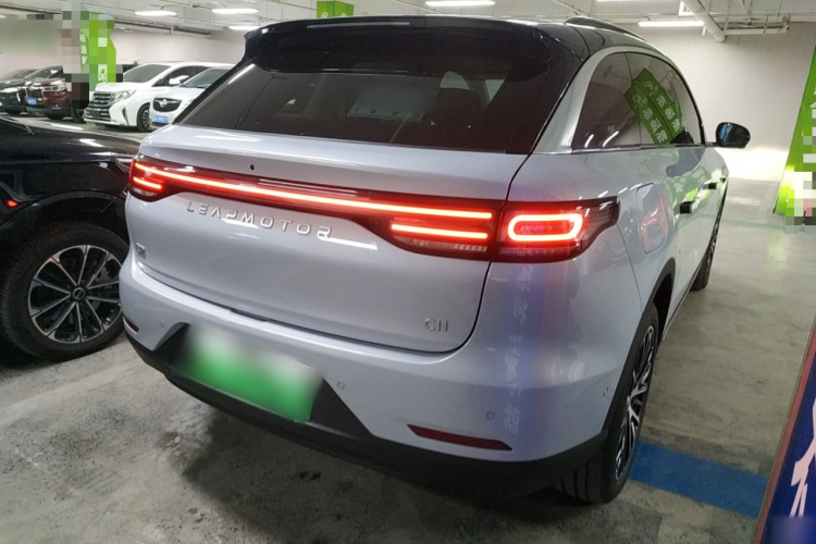 零跑汽车 零跑C11 2026款 增程 300激光雷达智尊版车身外观7