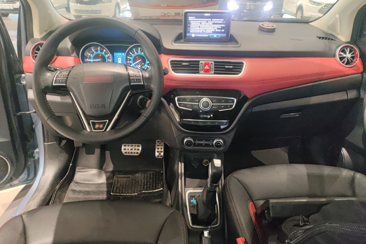 哈弗H1 2015款 1.5L AMT豪华型中控内饰12