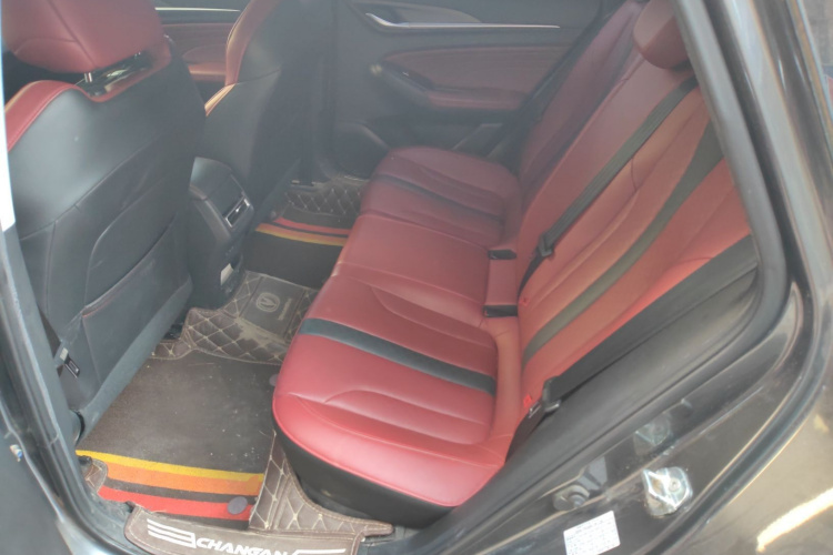 长安 逸动 2021款 PLUS 蓝鲸NE 1.4T GDI DCT尊贵型中控内饰21