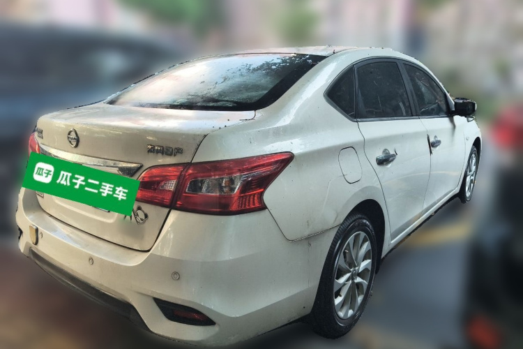 日产 轩逸 2019款 经典 1.6XL CVT豪华版车身外观7