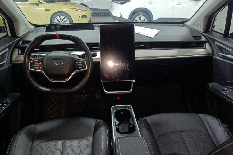 哪吒汽车 哪吒V 2022款 Pro 长续航智享版中控内饰7002