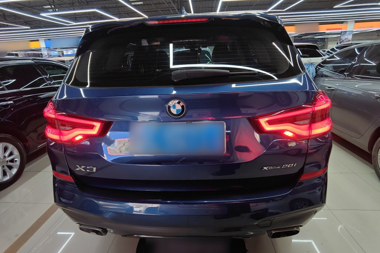 宝马X3 2020款  xDrive28i M运动套装车身外观6