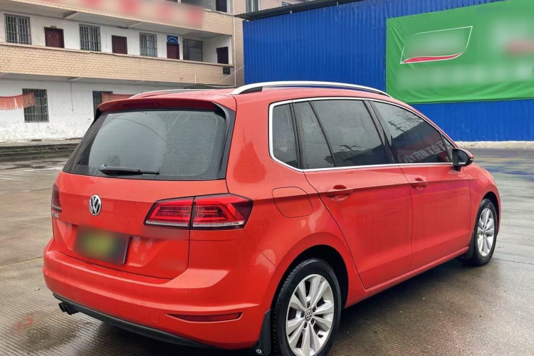 大众 高尔夫·嘉旅 2018款 230TSI 自动进取型车身外观6005