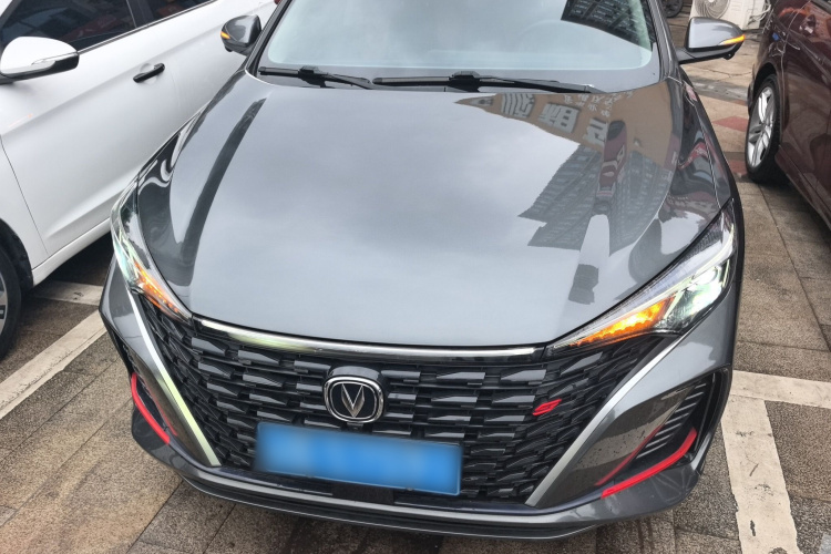 长安 逸动 2023款 畅享版 PLUS 蓝鲸NE 1.4T GDI DCT尊贵版车身外观2