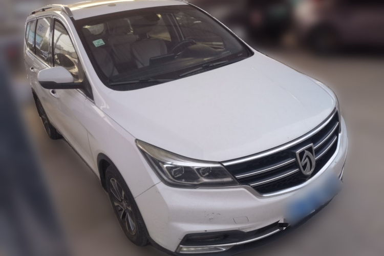 宝骏730 2017款 1.5T DCT旗舰型 7座 国V车身外观6002