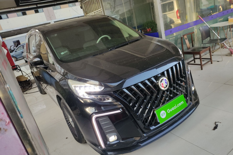 别克GL8 2022款 ES陆尊 653T 舒适型车身外观3