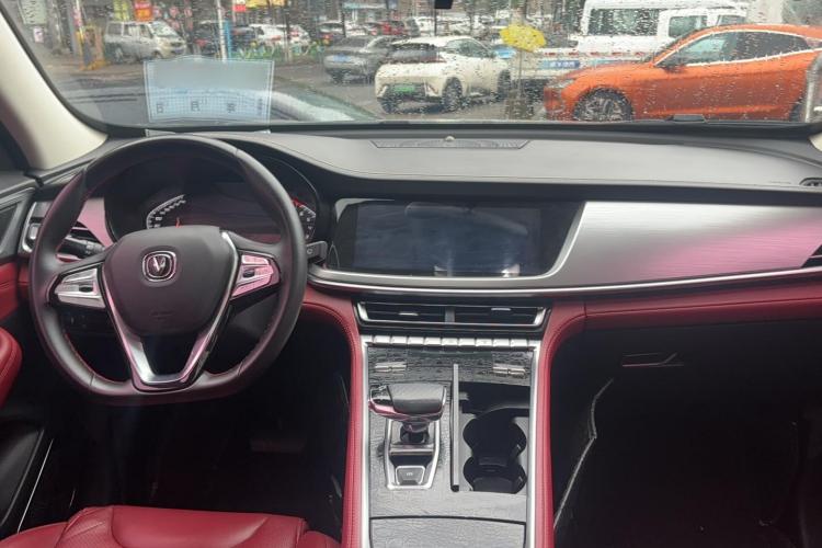 长安CS85 COUPE 2019款 1.5T DCT动版 国VI中控内饰7003