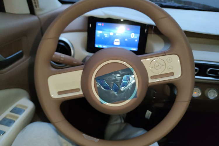 五菱汽车 宏光MINIEV 2025款 四门版 进阶款中控内饰13