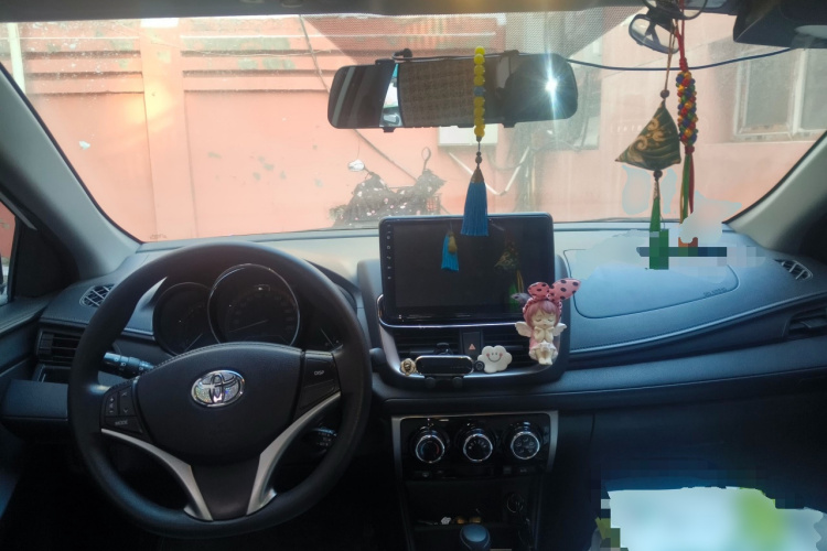 丰田 YARiS L 致炫 2022款 致炫X 1.5L CVT领先PLUS版中控内饰12