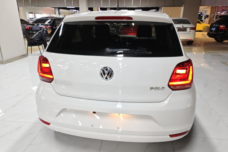 大众 Polo 2016款 1.4L 自动风尚型车身外观6