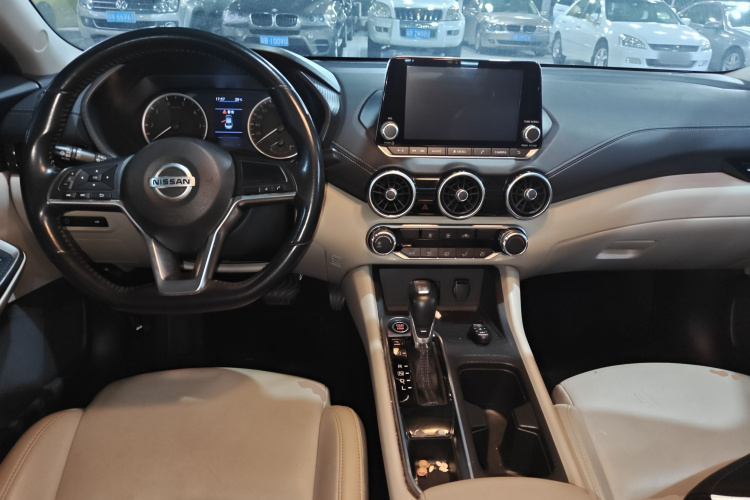 日产 轩逸 2020款 1.6L XL CVT悦享版中控内饰12