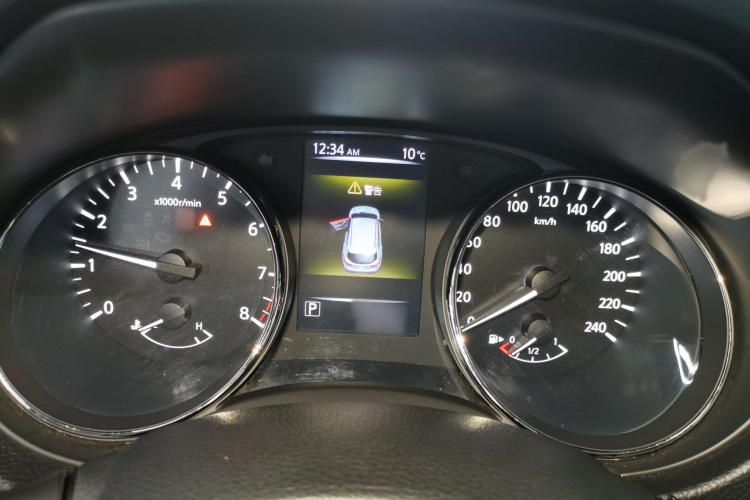 日产 逍客 2017款 2.0L CVT豪华版 国V局部细节14