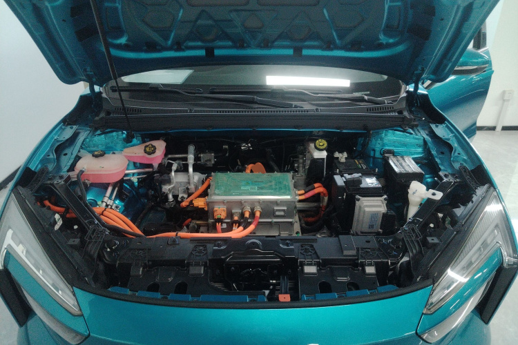 江铃集团新能源 羿 2023款 标准续航行业版机舱底盘24