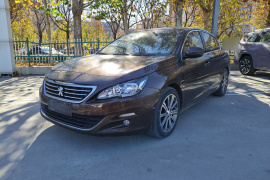 标致408 2014款 1.8L 自动豪华版