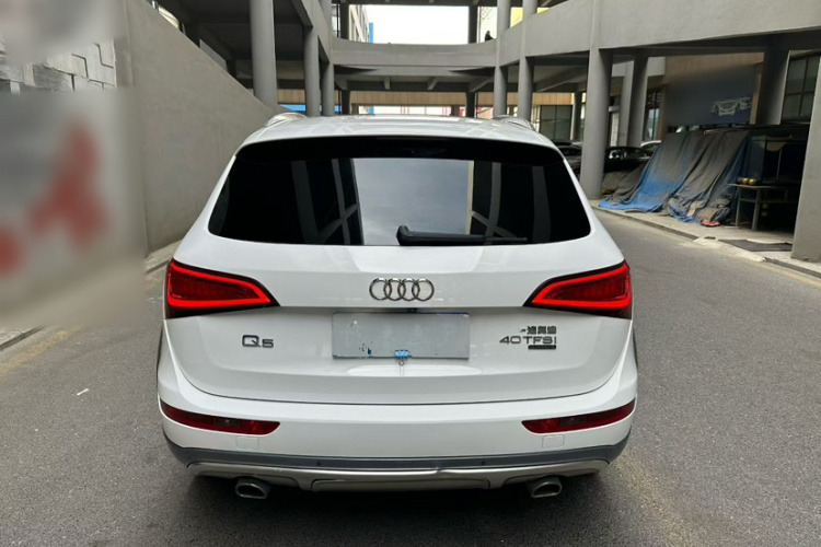 奥迪Q5 2018款 典藏版 40 TFSI 技术型车身外观6003