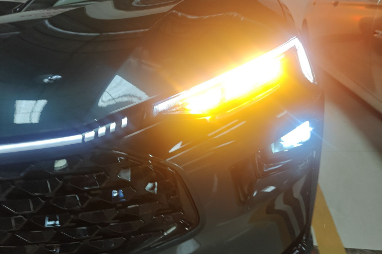 福特 蒙迪欧 2023款 1.5T E-混动 ST-Line局部细节36