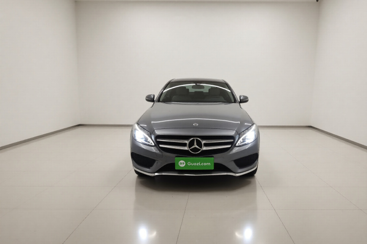 奔驰C级 2017款 改款 C 180 L 动感型运动版车身外观2