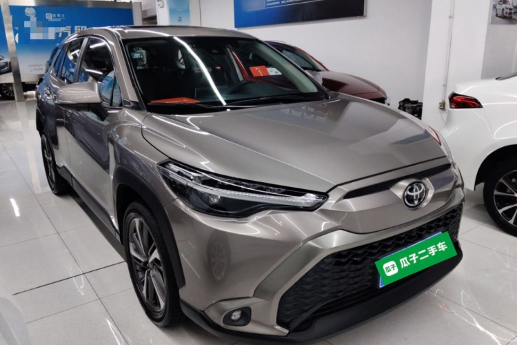 丰田 锋兰达 2022款 2.0L CVT豪华PLUS版车身外观3