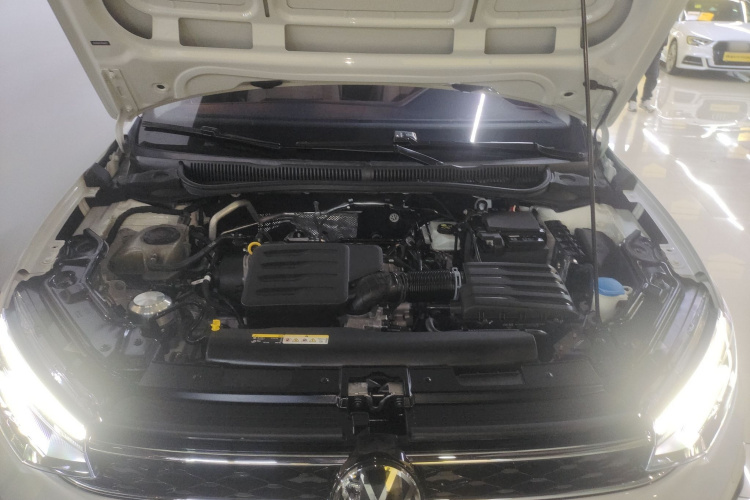 大众 朗逸 2023款 新锐 1.5L 自动新愿版机舱底盘24