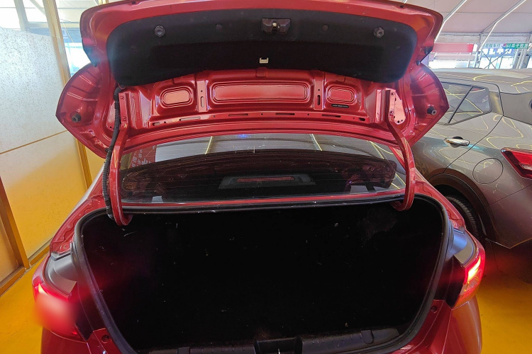 奇瑞 艾瑞泽5 2019款 改款PRO 1.5L CVT青春版 国VI局部细节23